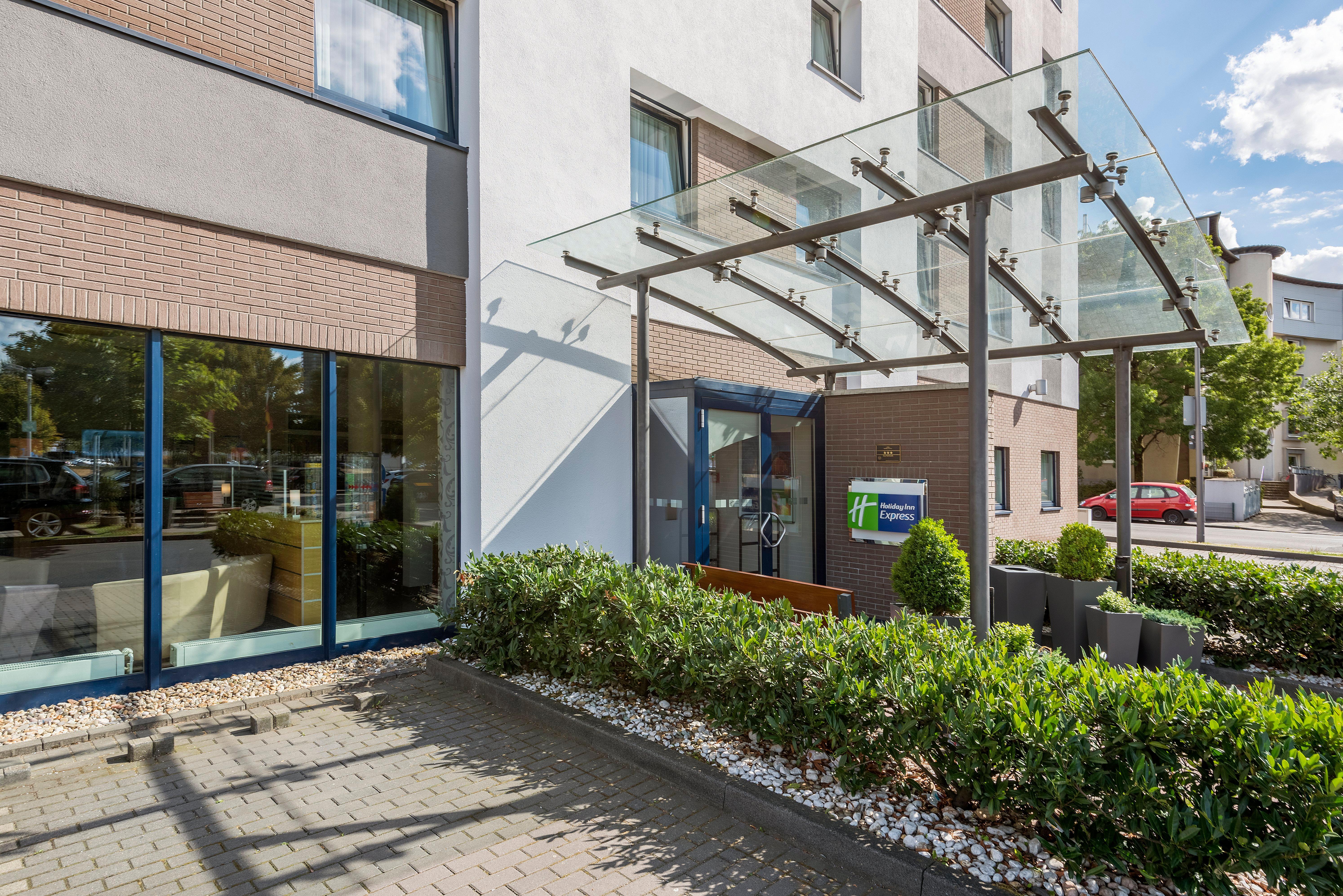 Holiday Inn Express Cologne Muelheim, An Ihg Hotel Exterior photo