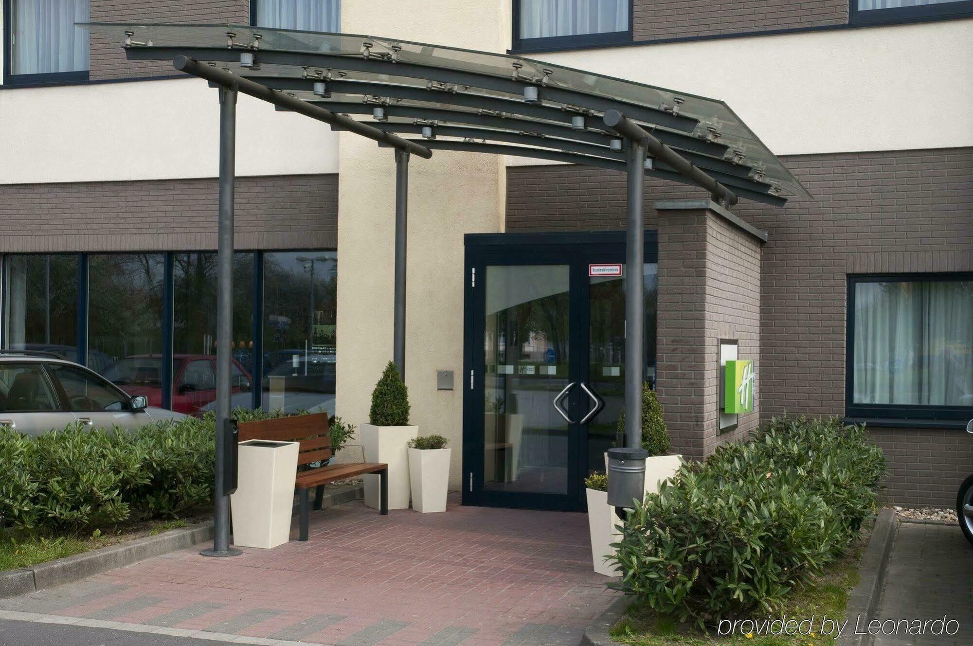 Holiday Inn Express Cologne Muelheim, An Ihg Hotel Exterior photo